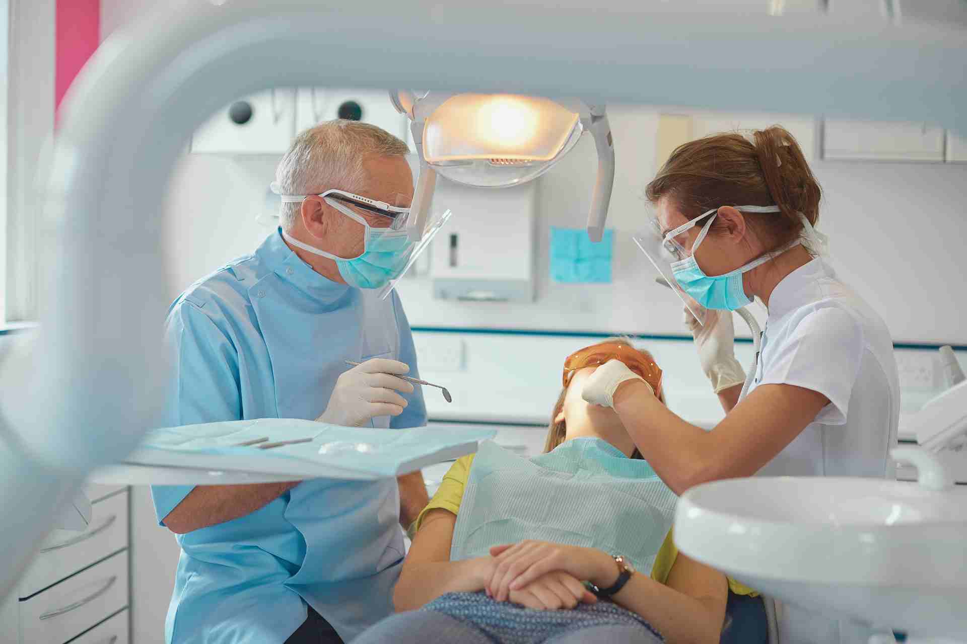 Dentist in Dundee, IL